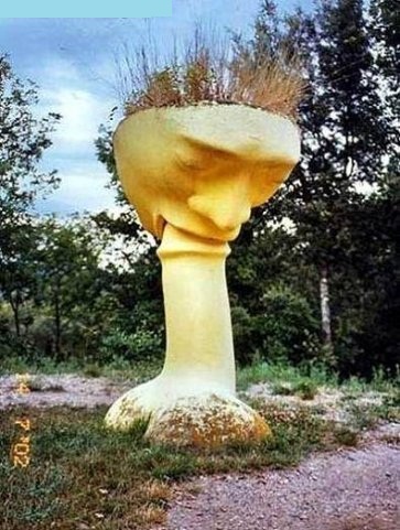 10 самых веселых памятников в России