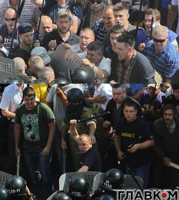 Митингующие в Киеве штурмуют здание Рады