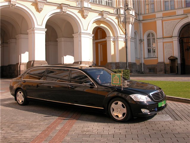 Очень редкое исполнение модели Mercedes-Benz W126 Executive