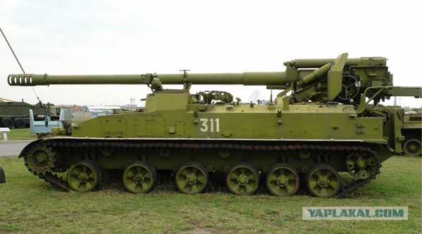 Брошения техника под амвросиевкой!