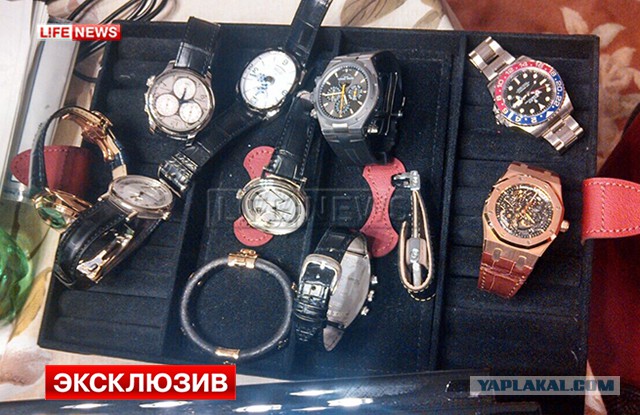 Фото элитных часов, изъятых у Хорошавина