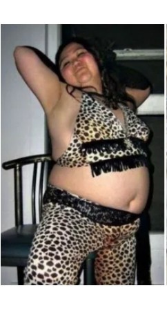 Что делает мужчина перед свиданием с любовницей?