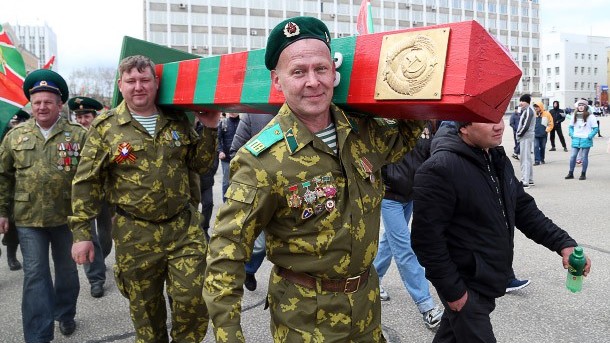Воины-дзержинцы!