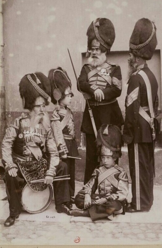История в фотографиях