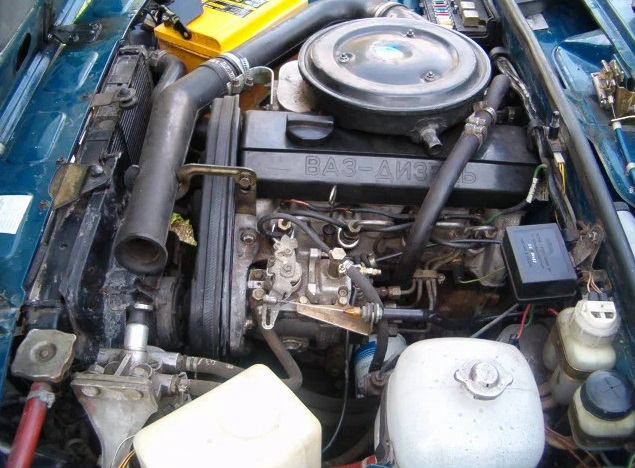 Танк Т-34 глазами моториста