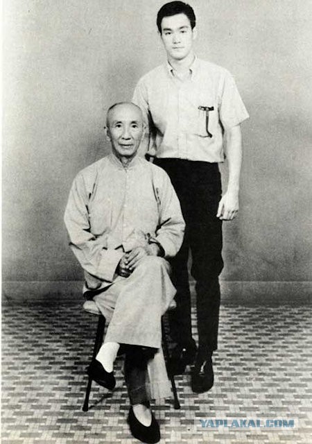 Редкие фотографии Брюса Ли
