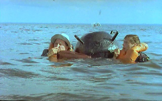 Фрегат "Адмирал Макаров"испытывает комплекс ПВО"под присмотром кораблей НАТО".