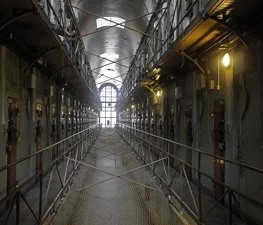 Экс-президент Франции Саркози отправится в тюрьму 21 октября