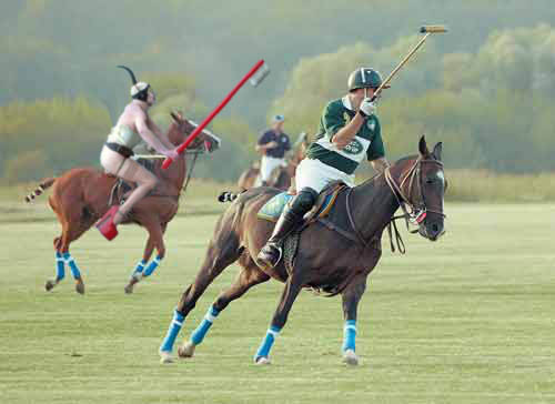 Фотожаба: человек-щетка