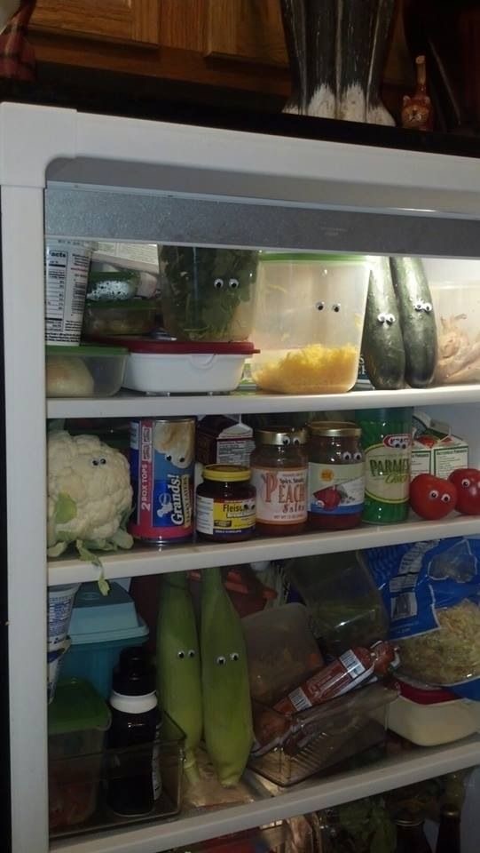 Набор продуктов каждого холодильника
