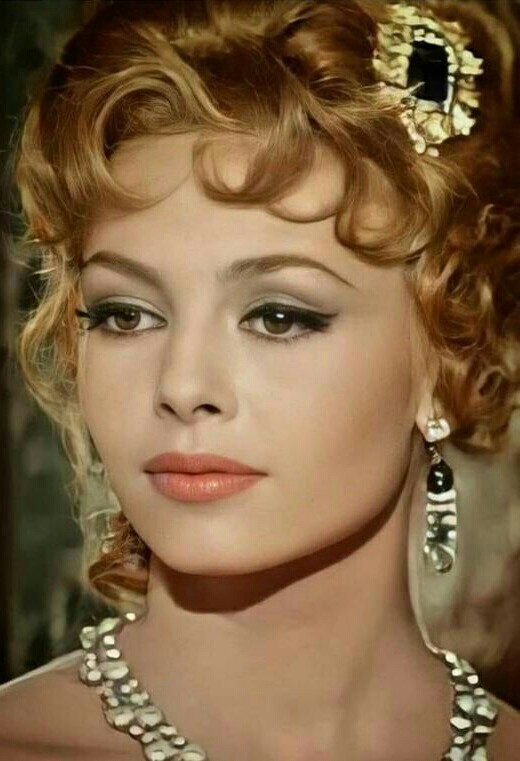 10 caмыx красивых наших актрис по мнению американцев