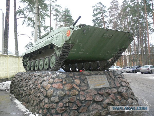 12 лет назад попал в чечню