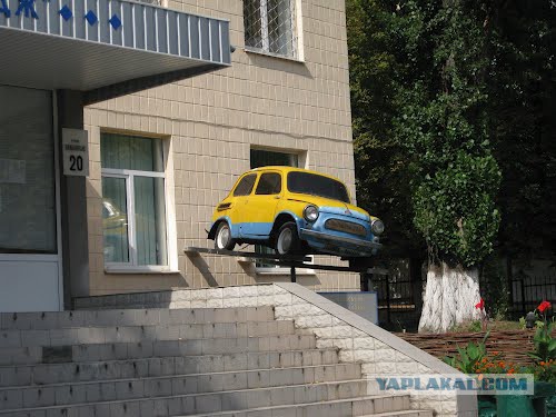 Смешные памятники Харькова