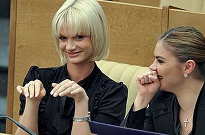 Сенатор предложила наказывать родителей, не работающих без уважительных причин