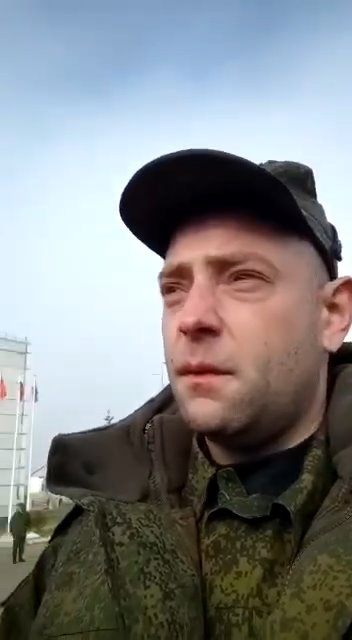 Даже стрелять не обучали