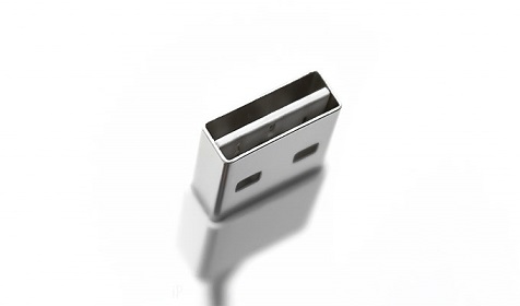 Создатель USB объяснил несимметричность разъёма: двухсторонний обошёлся бы в два раза дороже