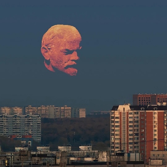 Осторожно, крышечка некрепко держится