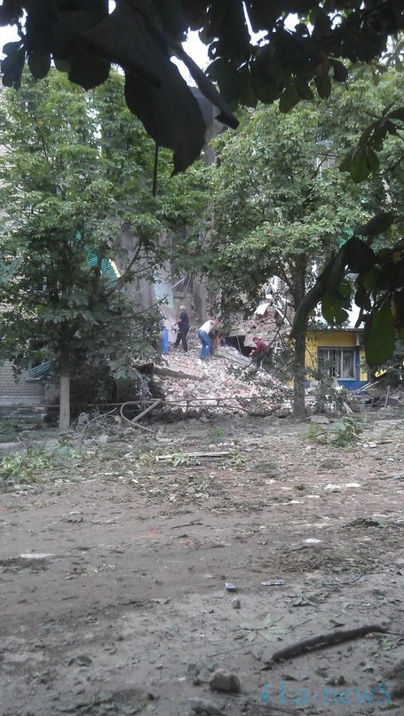 15/07/14 Авиаудар по Снежному
