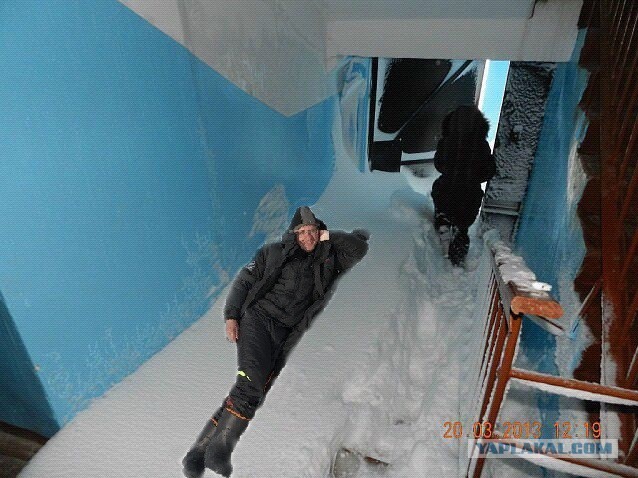 Фотожаба - Мужик на зимней рыбалке