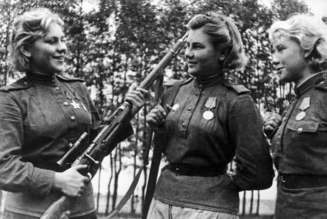 24 января 1945 года сделала последнюю запись в своем дневнике Роза Шанина