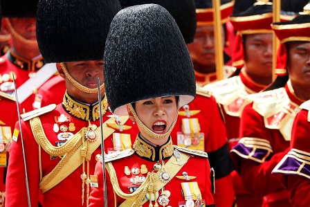 Король Таиланда женился на генерале — начальнике его охраны