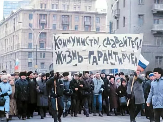 К чему привёл локдаун: пенсионерка потребовала похоронить её прямо в ТЦ