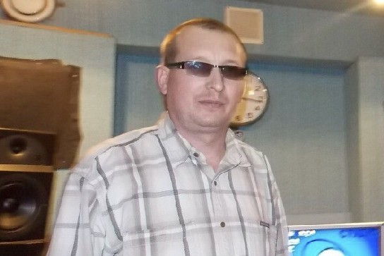 А я и не знал, что Стоянов так неплохо на гитаре играет