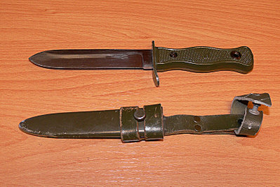 На острие ножа