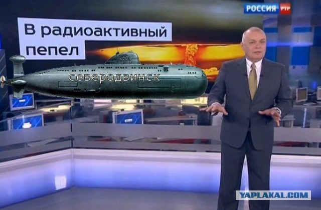 В Одессе полыхает турецкое грузовое судно: был нанесен ракетный удар по портовой инфраструктуре