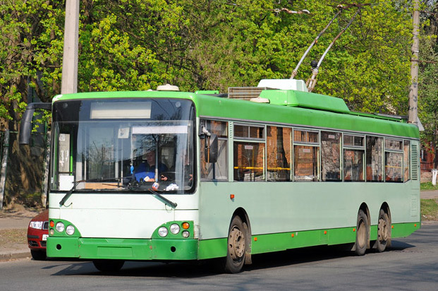 Игра на ЯПе: Угадай АВТО-8