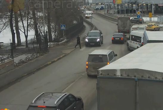 Шагнула такая..