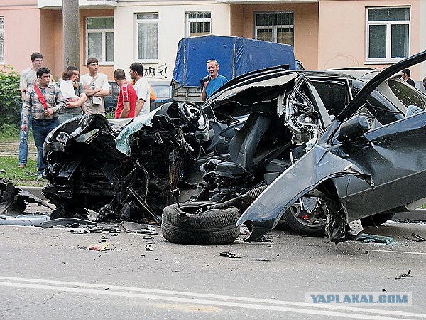 Московские эвакуаторщики превратили авто гостя из Белоруссии металлолом и платить не собираются