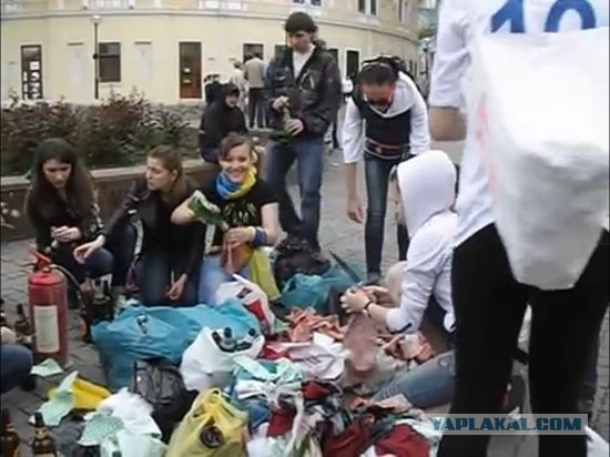 Зачет по физкультуре сдала сегодня девушка, убегая в центре Минска от сотрудников ОМОНа