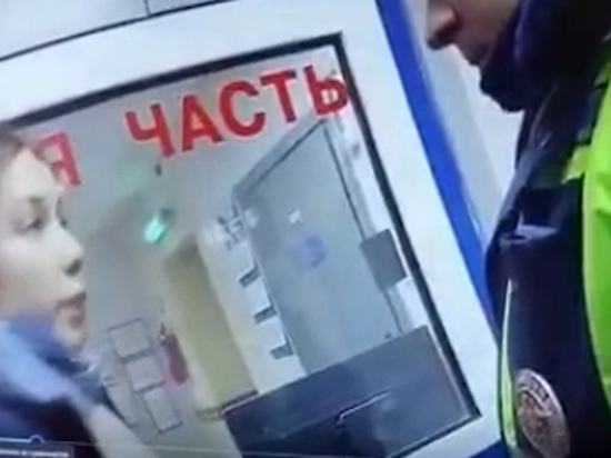 Бывшего инспектора ДПС, сломавшего ключицу сотруднице полиции, отправили под домашний арест