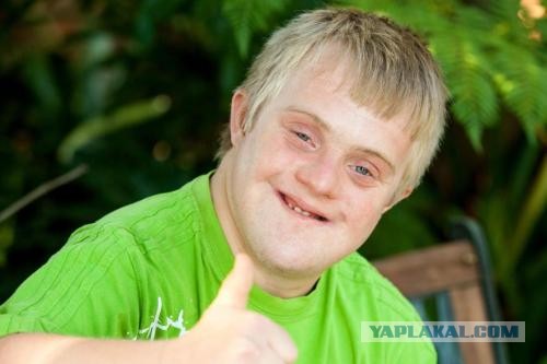 Доллар превысил 100 рублей на Московской бирже