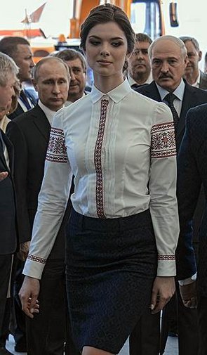 Снимки политиков, сделанные в нужный момент