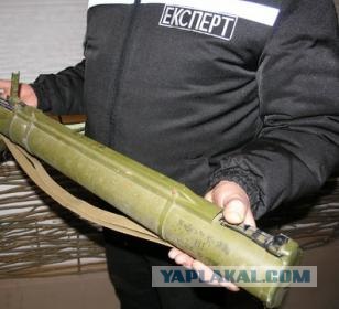 Упрямые наркодилеры в броневике