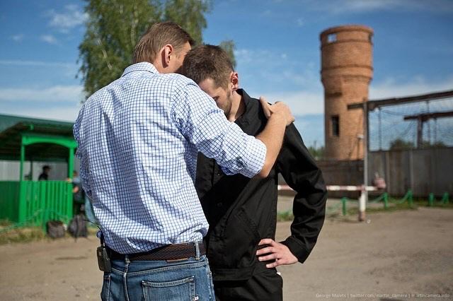 Чего-то очкуют, чего непонятно
