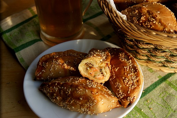 Пирожки с креветками и рыбой, Закусочные))