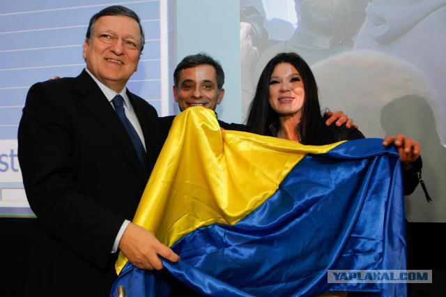 Украина штурмует верховную раду!