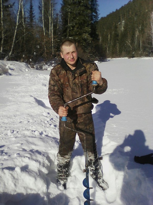 Монтажник из Иркутской области Василий Боровик нашел и спас 3-летнюю девочку, потерявшуюся в тайге
