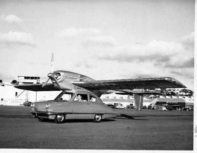 Летающему автомобилю AirCar официально разрешили перелеты
