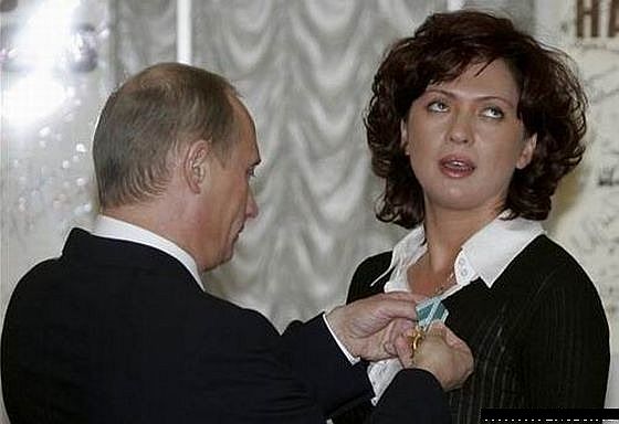 Снимки политиков, сделанные в нужный момент