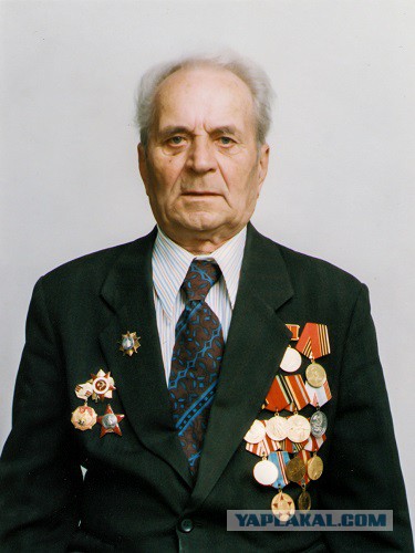 Мой дед, участник парада победы в 1945ом.