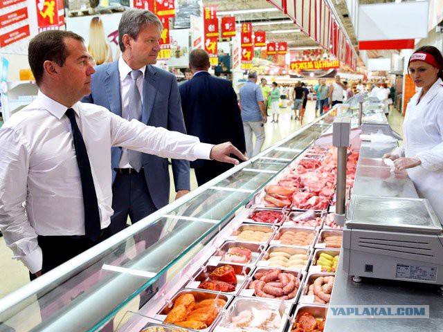 Россияне стали экономить на мясе и сыре