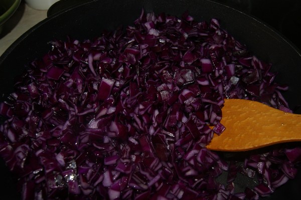 Капуста International, Наступила осень, отцвела капуста...