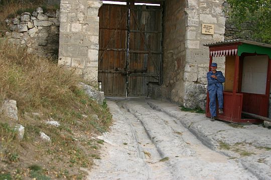 Древние государства и пещерные города Крыма