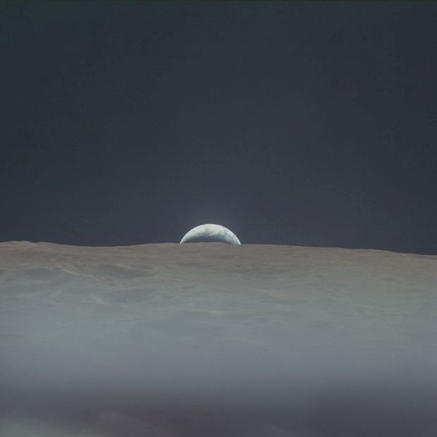 Опубликовано свыше 8 тыс. фотографий c Луны