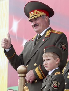 Лукашенко: мы будем умирать за Белоруссию и Россию