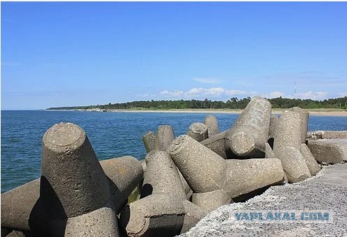 Латвия устанавливает "зубы дракона" на границе с Россией